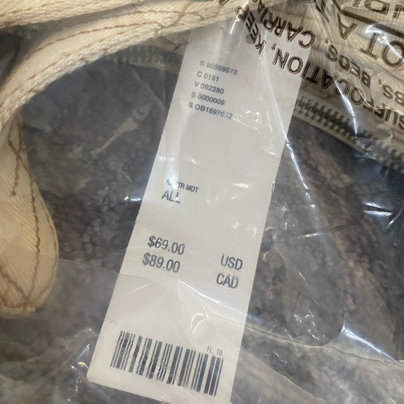 Urban Outfitters Darci Denim Shoulder Bag NWT - Picture 7 of 7